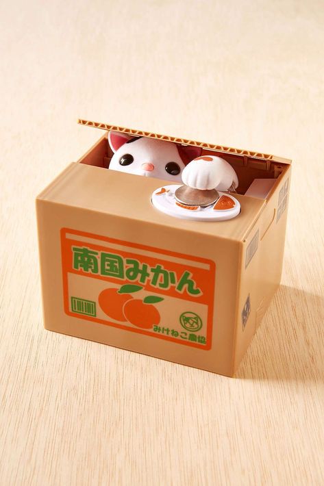 urbanoutfitters-itazura-cat-in-a-box-bank Cute Piggy, Design Japonais, Japanese Gifts, Cute Piggies, Packing Boxes, Crazy Cat Lady, Dorm Decorations, Crazy Cats, Piggy Bank