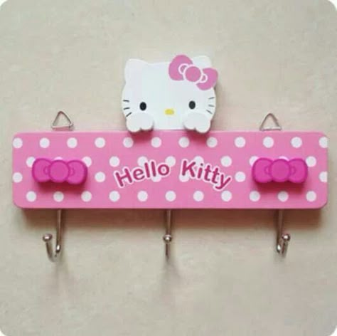 Cuteness!!! Hello Kitty Furniture, Hello Kitty Bathroom, Theme Park Ideas, Bathroom Hanger, Hello Kitty Kitchen, Wooden Coat Hooks, Hello Kitty Bedroom, Hello Kitty Merchandise, Dorm Kitchen