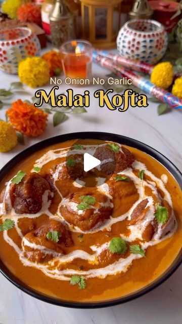 No Onion Garlic Recipes Indian, Paneer Kofta Recipe, No Onion No Garlic Recipes Indian, Malai Kofta Recipe, Red Gravy, Jain Recipes, Kofta Recipe, Malai Kofta, Green Capsicum