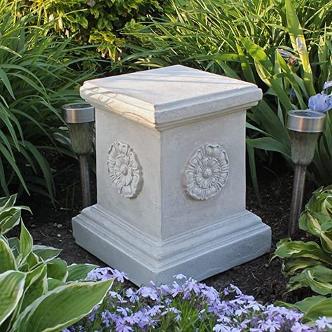 Design Toscano CL5194 English Rosette Sculptural Garden Plinth Base Riser, Large 33 cm, Polyresin, Antique Stone: Amazon.co.uk: Garden & Outdoors Garden Pedestal, Dubai Garden, Garden Centerpiece, Large Lanterns, Garden Urns, Antique Stone, Plant Stand Indoor, Angel Statues, Garden Accents