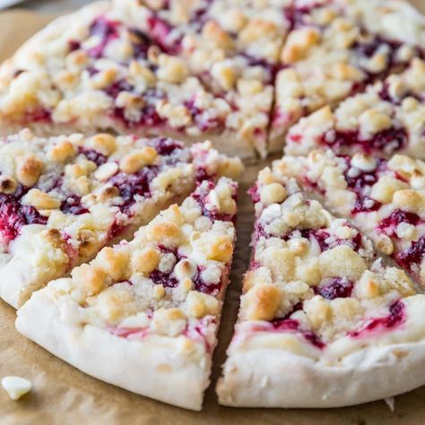 Raspberry Cheesecake Dessert Pizza Cherry Pie Dessert Pizza, Strawberry Dessert Pizza, Christmas Dessert Pizza, Desserts With Pizza Dough, Pizza Hut Dessert Pizza Recipe, Pizza Dough Dessert Recipes, Sheet Pan Fruit Pizza, Dessert Pizza Ideas, Dessert Fruit Pizza