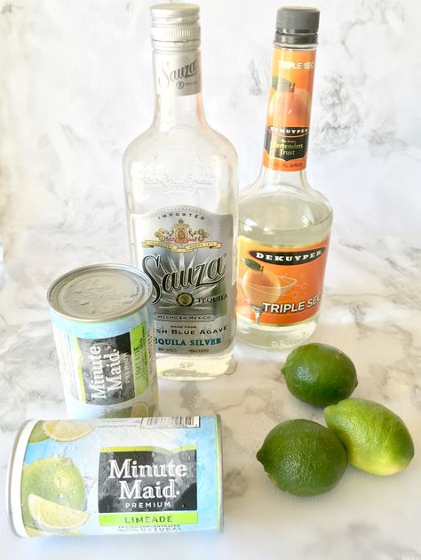 Tin Can Margaritas, Camping Margaritas, Easy Margarita Recipe, Camping Drinks, Margarita Salt, Easy Margarita, Camping Planning, Frozen Margaritas, Frozen Cocktails