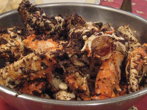 Singapore Black Pepper Crab Recipe — Randy's Favorites Black Pepper Crab, Dungeness Crab Recipes, Baked Salmon And Asparagus, Crab Recipe, Broccoli Sauteed, Dried Chili Peppers, Tuna Casserole, Singapore Food, Crab Recipes