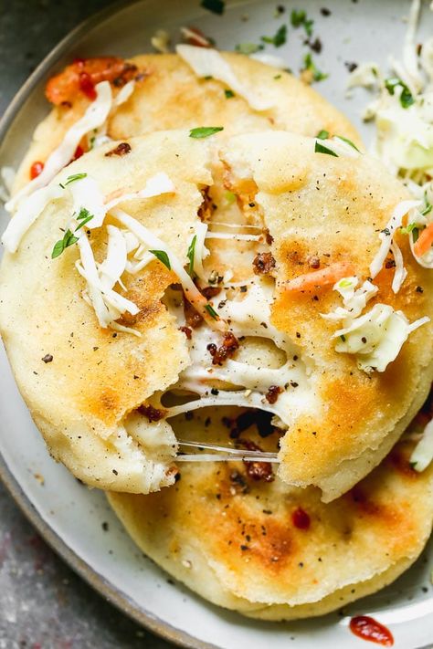 Cheesy Salvadoran Pupusas with Chorizo - Cooking for Keeps Chorizo Dishes, Papusa Recipe, Salvadoran Pupusas, Popusas Recipe, Fiesta Food, Cultural Foods, Salvadorian Food, Recetas Salvadorenas, Preschool Lunch