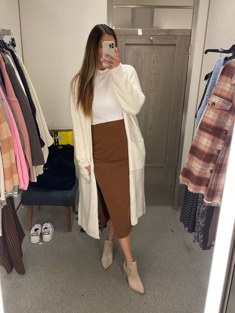 Cardigan And Pencil Skirt Outfit, Brown Knit Midi Skirt Outfit, Rib Skirt Outfit Winter, Winter Skirt With Sweater, Rib Knit Midi Skirt Outfit, Knit Pencil Skirt Outfit Winter, Knit Maxi Skirt Outfit Winter, Ribbed Knit Skirt Outfit, Tan Midi Skirt Outfit