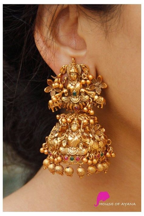 Earrings With Saree, Jhumkas Gold Indian, Jumkis Indian Jewelry, Earrings For Saree, Earrings Gold Indian, Latest Earrings Design, Temple Jewellery Earrings, Wedding Jewelry Sets Bridal Jewellery, Bridal Jewellery Earrings