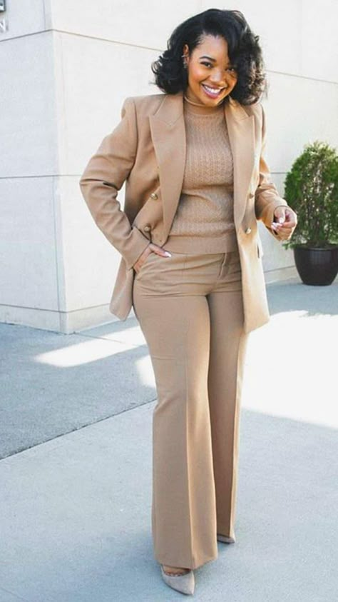 Business Professional Outfits, Fashionable Work Outfit, Corporate Attire, Professional Outfits Women, Stylish Work Attire, Elegante Casual, Classy Work Outfits, Looks Street Style, Stylish Work Outfits