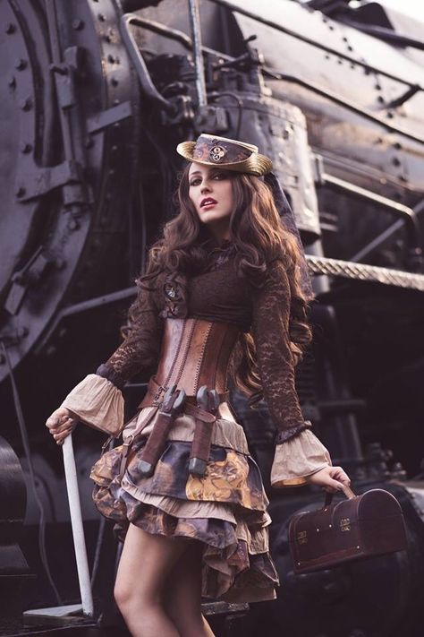 Steam Punk Diy, Steampunk Fashion Women, Steampunk Photography, Steampunk Mode, Moda Steampunk, Steampunk Woman, Mode Steampunk, Steampunk Couture, Steampunk Halloween