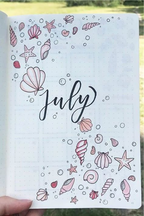 Looking for the perfect summertime layout to try in your bullet journal!? These super cute beach themed weekly spreads, mood trackers, monthly logs and more… will give you some inspiration to get started! #bulletjournalideas #bujospread #bujoideas #bulletjournaltheme Ocean Bullet Journal, Crazy Laura, Bullet Journal Month, Bullet Journel, Bullet Journal Spreads, Journal Layouts, Creating A Bullet Journal, Bullet Journal Paper, Bullet Journal Mood