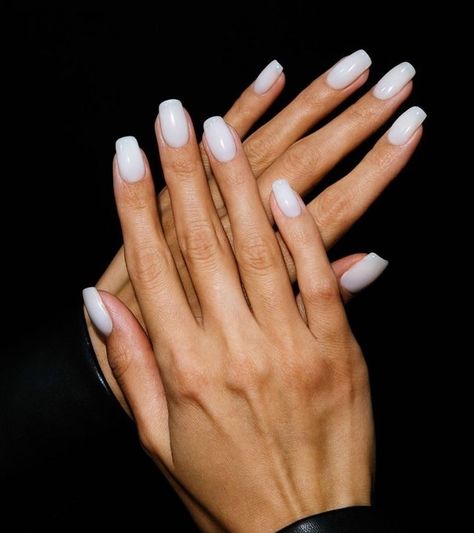 Classy Short Nails, Short Summer Nails, Milky White Nails, Milky Nails, Squoval Nails, Subtle Nails, Casual Nails, Nails Only, Minimalist Nails