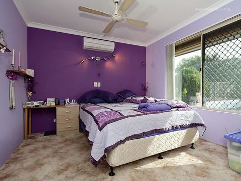 Purple Bedroom Walls, Aesthetic Home Interior, Bedroom Cupboard Ideas, Spare Room Design, Luxury Room Design, Cupboard Ideas, Purple Bedroom Decor, Room Color Combination, Wall Color Combination