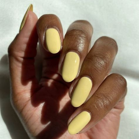 Banana Painting, Short Red Nails, Cirque Colors, La Nails, Your Adorable, Pastel Nails, Yellow Nails, Classy Nails, Nail Games