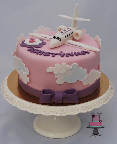 Girls cake with a plane ... Welcome Home Cake Ideas, Plane Cake Ideas, Welcome Cake, Welcome Home Cakes, Airplane Birthday Cakes, Farewell Cake, Cake For Boyfriend, Airplane Cake, Bike Cakes