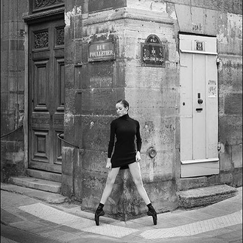 “Ballerina Project in Paris: #Ballerina - @katieboren1 in #SaintLouis #Paris #Outfitby @wolfordfashion #Wolford #WolfordDress #ballerinaproject_…” Ballerina Street Photography, Street Ballet Photography, Urban Dance Photography, Street Ballet, Ballet Dance Photography, Dance Pose, Dance Photo Shoot, Ballerina Project, Dancer Photography