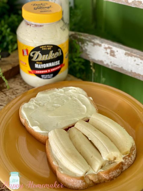 Banana and Mayonnaise Sandwich - Mrs Happy Homemaker Banana And Mayo Sandwich, Cheese And Pickle Sandwich, Mayonnaise Sandwich, Mrs Happy Homemaker, Weird Snacks, Food Combos, Eating Banana, Mayo Sandwich, Sandwich Wraps Recipes