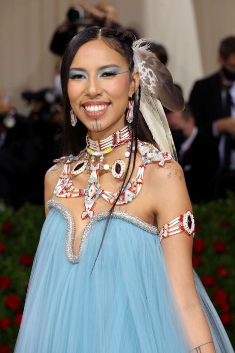 Quannah Rose, Pretty Countries, Quannah Chasinghorse, Prabal Gurung Gown, Diverse Beauty, Flamboyant Natural, Venus Fashion, Indigenous Americans, Native American Peoples