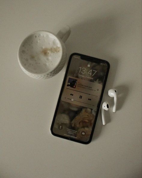 Mobile Phone Aesthetic, Cellphone Aesthetic, Phone Obsession, Coffee Pictures, Flat Lay Photography, Book Candle, Music Aesthetic, Beige Aesthetic, Wallpaper Pictures