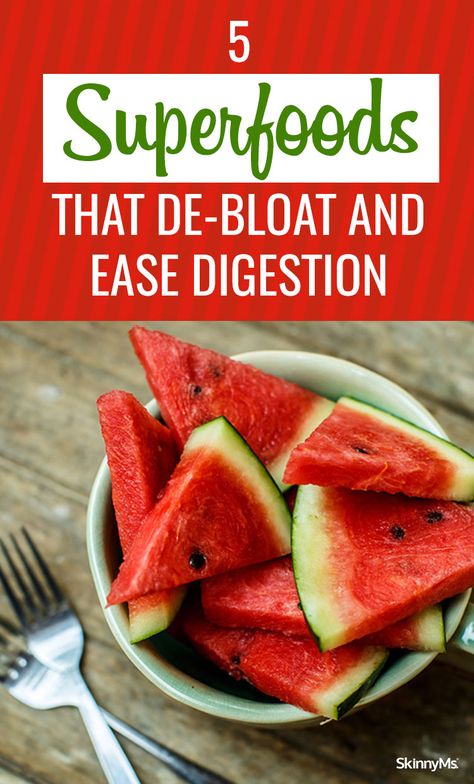 These awesome foods pack in enzymes that improve digestion and relieve you from gassy discomfort. Meanwhile, they carry a boatload of beneficial nutrients your tummy will thank you for! Gassy Foods, Gastric Problem, Flat Belly Foods, Baking Soda Beauty Uses, Best Fat Burning Foods, Food Pack, Natural Detox, Improve Digestion, Fat Burning Foods