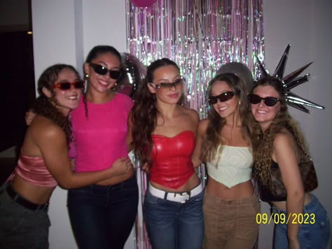 Digital camera pics with friends // Y2K theme birthday party 2000s 18th Party, Y2k 16th Birthday Party, Trashy Y2k Birthday Party, 2010 Birthday Party Theme, Party Theme Outfits, 2000 Birthday Party Theme, 18th Birthday Party Ideas Theme, 2000s Birthday Party, Birthday Party Themes For Teens