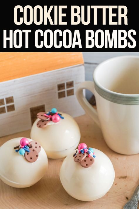 I love this Cookie Butter Hot Cocoa Bomb Recipe, it's so easy and fun - and the kids love it. Let's talk EVERYTHING hot chocolate bomb! Hot Cocoa Bomb, Diy Hot Chocolate, Hot Chocolate Bomb, Hot Chocolate Gifts, Bombe Recipe, Cookie Butter, Chocolate Smoothie, Chocolate Candy Melts, Sprinkle Cookies