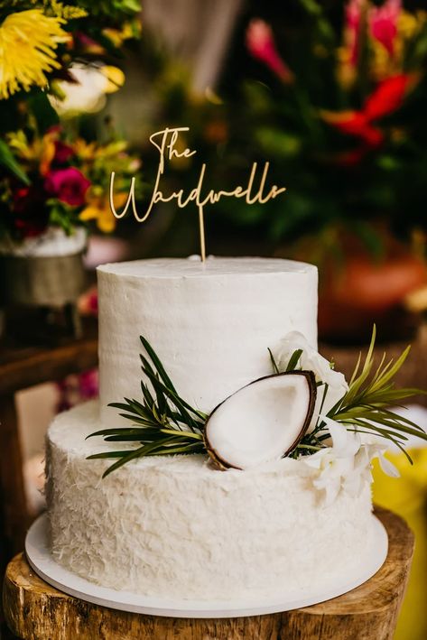 Coconut Wedding Cake, Island Theme Wedding, Wedding Cakes One Tier, One Tier Cake, Beach Theme Wedding Cakes, Tropical Wedding Cake, Topper Name, Mr And Mrs Cake, Italian Wedding Cakes