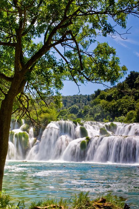 Croatia Krka National Park, Krka Waterfalls Croatia, Croatia Waterfalls, Croatia Landscape, Easter Europe, Unreal Places, Krka Waterfalls, River Waterfall, Easter Island Heads