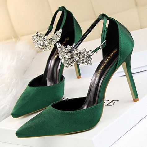 High Heel Sandals Outfit, Green High Heels, Sandals Luxury, High Heels Classy, Rhinestone High Heels, Manolo Blahnik Heels, Girls Dress Shoes, High Heel Dress, Heels Classy