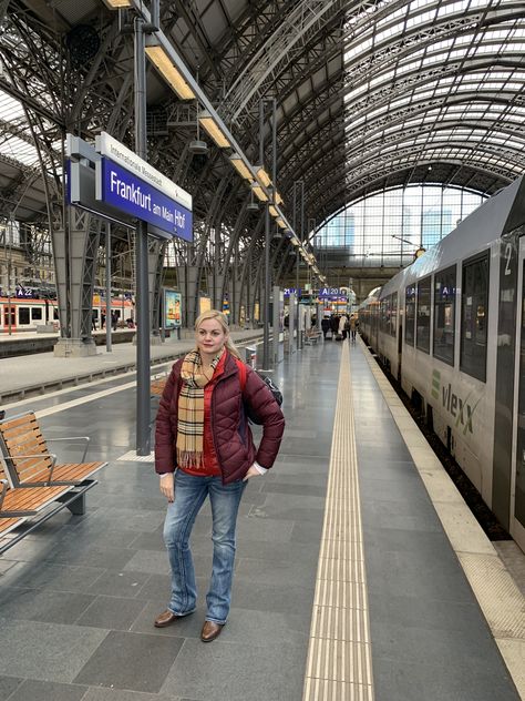 Train station Frankfurt Germany Picture Of Train, Station Aesthetic Train, Frankfurt Germany Airport, Manchester Train Station, Frankfurt Train Station, Liminal Train Station, Mile High Club, Frankfurt Germany, Mile High