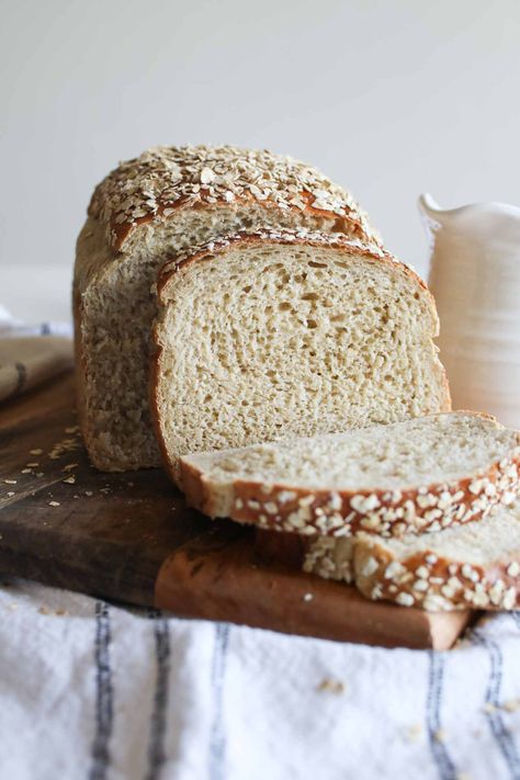 Sourdough Honey Oat Bread - Lo's Kitchen Oatmeal Bread Recipe, Honey Oat Bread, Oat Bread, Oatmeal Bread, Homemade Oatmeal, Sandwich Bread Recipes, No Rise Bread, Yeast Bread Recipes, Honey Oats