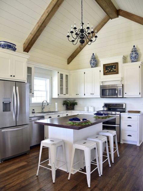 Our Town Plans Farmhouse Cottage Plans, Kitchen Plans Layout, Vaulted Ceiling Kitchen, Small Farmhouse, Kitchen Ceiling, New Kitchen Cabinets, Our Town, Kitchen Plans, Trendy Kitchen