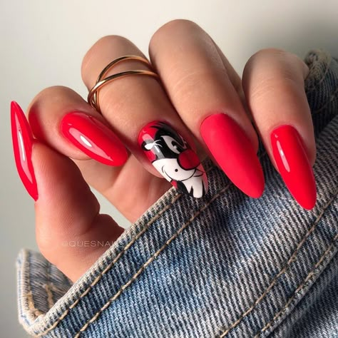 Nail Animation Design, Red Cartoon Nails, Red Comic Nails, Nail Art Designs Cartoon Characters, Cute Cartoon Nails, Acrylic Nails Cartoon Art Designs, Cartoons Nails Art, Nail Coat, Disney Acrylic Nails