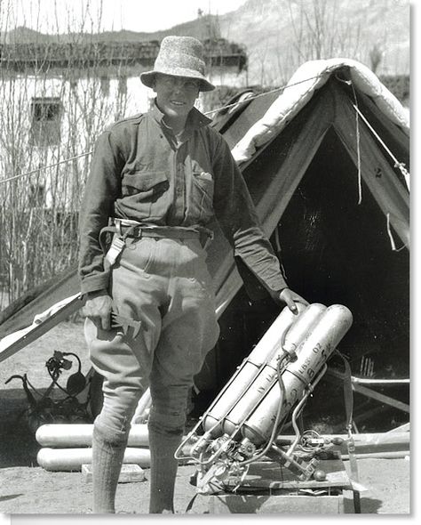 Andrew Irvine of the Mallory expedition to Mt. Everest by Captain John Noel George Mallory, Monte Everest, Mountain Climbing, Historical Moments, Male Poses, Famous Men, Mountaineering, Hiking Outfit, Historical Place