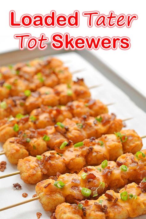 Tater Tot Skewers Appetizers, Tater Tot Skewers, Aesthetic Food Recipes, Loaded Tater Tot, Tot Recipes, Superbowl Food Appetizers, Super Bowl Food Easy, Loaded Tater Tots, Easy Super Bowl