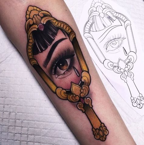 Eye In Mirror Tattoo, Colour Knee Tattoo, Woman In Mirror Tattoo, Mirror Tattoo Traditional, Neo Traditional Animals, Neo Traditional Eye Tattoo, Traditional Mirror Tattoo, Mirror Tattoo Design, Hand Mirror Tattoo