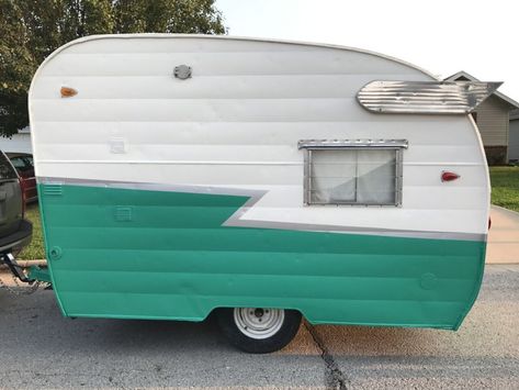 1963 Shasta Compact for Sale Shasta Camper Interior, Retro Campers For Sale, Shasta Camper Remodel, Scotty Camper, Vintage Trailers For Sale, Vintage Trailer Remodel, Shasta Compact, Vintage Motorhome, Shasta Trailer