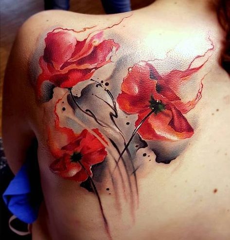 Poppy Tattoo Shoulder, Watercolour Poppies, Watercolor Poppy Tattoo, Sunflowers Tattoo, Wörter Tattoos, Poppy Flower Tattoo, Vintage Tattoos, Poppy Tattoo, Watercolor Tattoo Flower