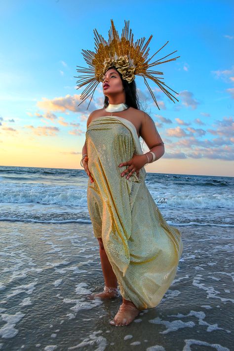 Sun Goddess Maternity Shoot, Native Maternity Photoshoot, Safari Maternity Shoot, Goddess Maternity Shoot Black Women, African Maternity Shoot Ideas, African Maternity Shoot, Goddess Maternity Shoot, Maternity Shoot Black Women, Boho Maternity Shoot