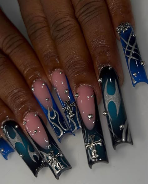 Acrylic Nails Ideas, Paznokcie Hello Kitty, Punk Nails, Long Acrylic Nail Designs, Colored Acrylic Nails, Nails Design With Rhinestones, Exotic Nails, Long Acrylic Nails Coffin, Acrylic Nails Coffin Pink