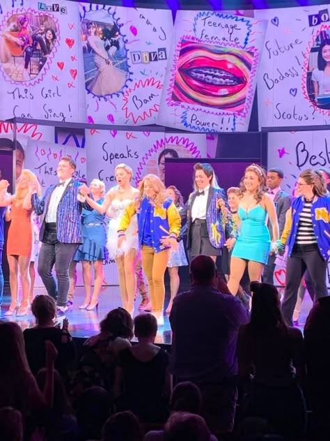 Mean Girls Musical Costumes, Lead Role Aesthetic, Mean Girls Set Design, Mean Girls Musical Aesthetic, Mean Girls Musical Memes, Cady Mean Girl, Musicals Aesthetic, Mean Girls Broadway, Mean Girls The Musical