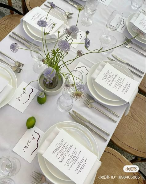 Hire Style, Dinner Party Table Settings, Wedding Aesthetics, Wedding Festivities, Dinner Party Table, Party Table Settings, Dinner Table Setting, Trends For 2024, Deco Floral