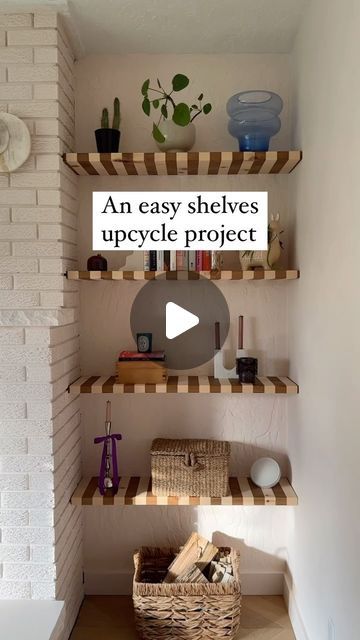 Jane Rockett on Instagram: "Seeing stripes in @aimabledesordre gorgeous abode! 🤎🤍 Love the clever and creative idea of wood staining the shelving … the finished result is gorgeous 🤩 What do you think?  . . . #shelving #creativeideas #diy #diyshelves #shelfie #creativehomedecor #creativehomeideas #myhomevibe #rockettstgeorge #iloverockettstgeorge #makeeverythingbeautiful #surroundyourselfwiththethingsyoulove #homedecor #howivintage #diyhomedecor #diyprojects #homedecorideas #homestyling #myabode #homerenovationideas #livingroomideas #livingroominspiration #livingroomstyle #upcycle #upcycling oming" Striped Wood Furniture, Shelf Covering Ideas, Shelf Cover Diy, Shelf Brackets Ideas, Vanity Desk Makeover, Build In Shelves, Shelving Inspiration, Painted Shelves, Diy Wooden Shelves