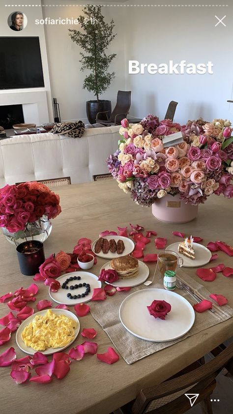 31st Birthday Ideas, 31st Birthday Ideas For Her, 21st Birthday Party, Birthday Goals, Birthday Ideas For Her, Wynn Las Vegas, 31st Birthday, Scott Disick, Sofia Richie