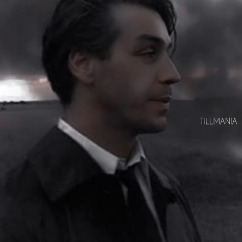 Young Till Lindemann, Till Lindemann 90s, Beauty And The Beast Wallpaper, I'm Looking Respectfully, Christoph Schneider, Beast Wallpaper, Till Lindemann, Romantic Goth, Till The End