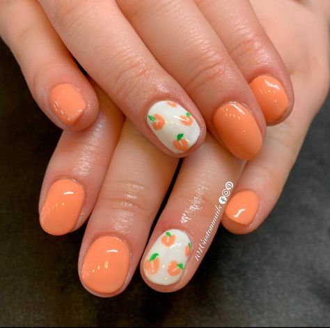 Short Gel Nails Fruit, Peach Manicure Ideas, Peach Nail Art Fruit, Peach Themed Nails, Peach Design Nails, Peach Toe Nails, Peaches Nail Art, Peach Fruit Nails, Peach Nail Art Designs