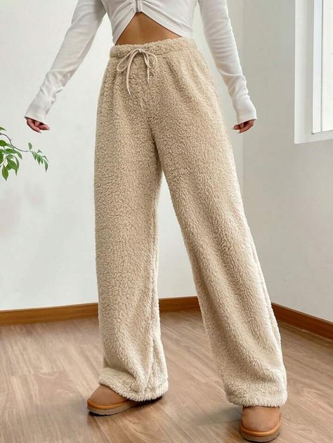 Teddy Bear Pants, Bear Pants, Lulu Shorts, Gotta Work, Streetwear Mode, Clothes Wishlist, Long Trousers, Fall Fits, Autumn Outfits