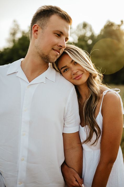 Engagement Shoot With Dog, Shoot With Dog, Engagement Photos With Dog, Engagement Photo Shoot Beach, Announcement Photoshoot, Fall Engagement Shoots, Field Engagement Photos, Dog Summer, Engagement Picture Outfits