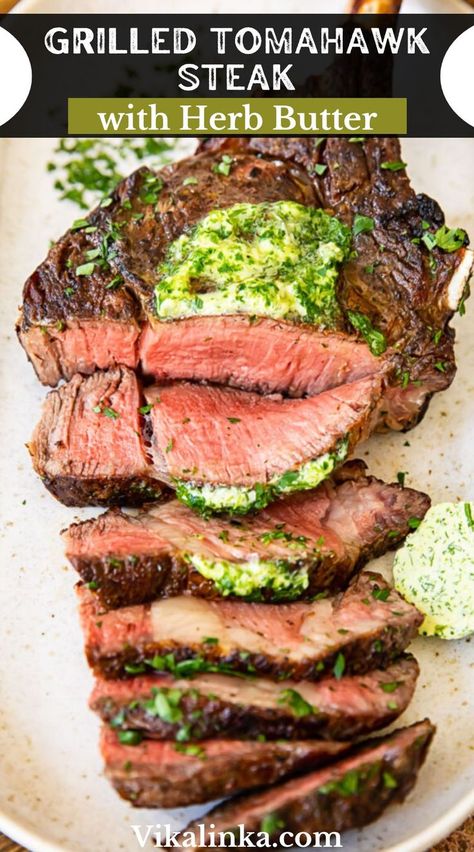 Grilled Tomahawk Steak, Tomahawk Steak Recipe, Steak At Home, Rib Eye Recipes, Steak Sauce Recipes, Tomahawk Steak, Resep Smoothie, Lemon Butter Chicken, Parmesan Cream Sauce