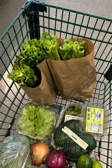 Healthy Groceries, Healthy Food Motivation, Healthy Girl, Healthy Lifestyle Inspiration, Clean Recipes, Aesthetic Food, Healthy Habits, Shopping Cart, Health Food