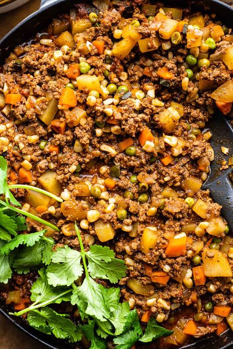 Picadillo Recipe Mexican, Mexican Picadillo Recipe, Mexican Picadillo, Picadillo Recipe, So Much Food, Recipe Mexican, Ground Sirloin, Diced Carrots, Carrots And Potatoes