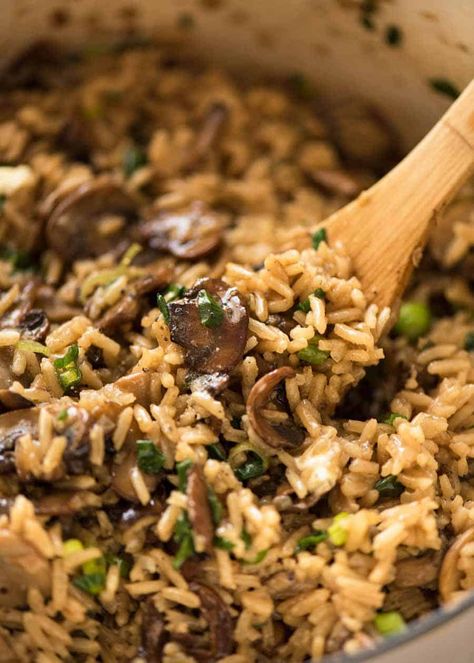 Mushroom Rice Recipes, Best Rice Recipe, Baked Mushrooms, Mushroom Rice, Rice Side, Rice Side Dishes, Easy Rice Recipes, Recipetin Eats, God Mat